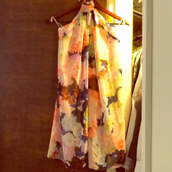 7 State Dresses & Skirts - Beautiful flowy floral sun dress.